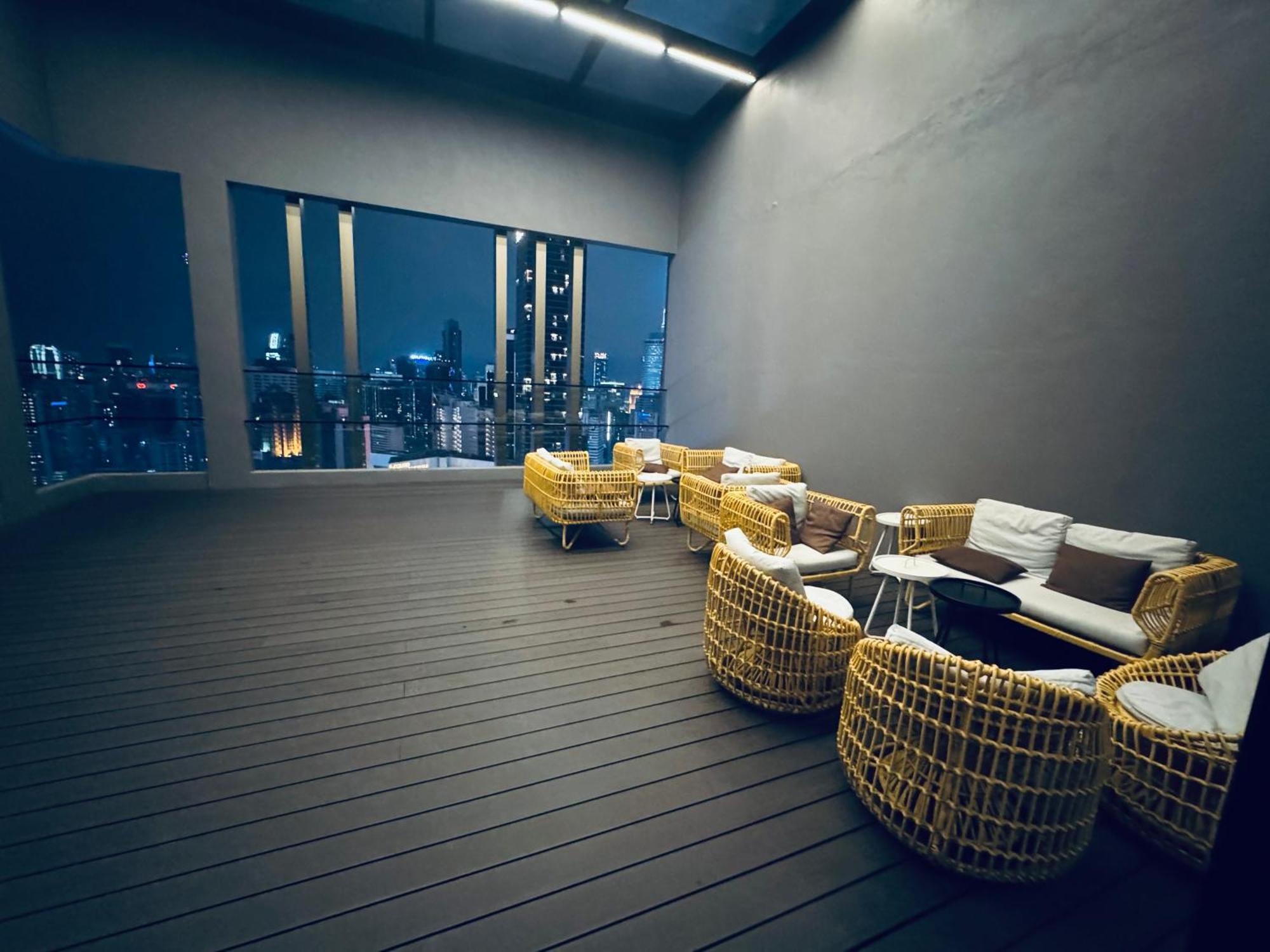 Luxury Suites At Axon Residence Kuala Lumpur Exterior photo