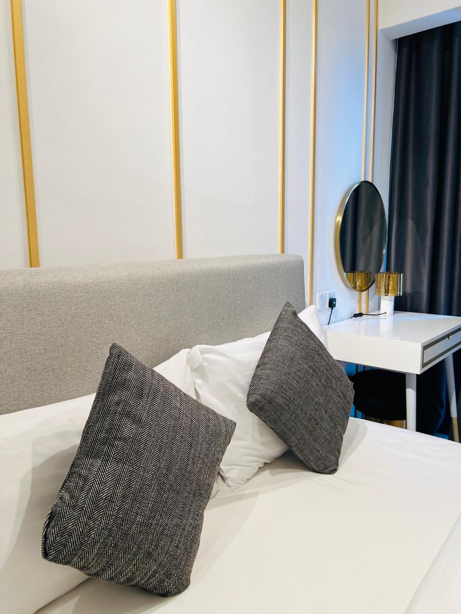 Luxury Suites At Axon Residence Kuala Lumpur Exterior photo