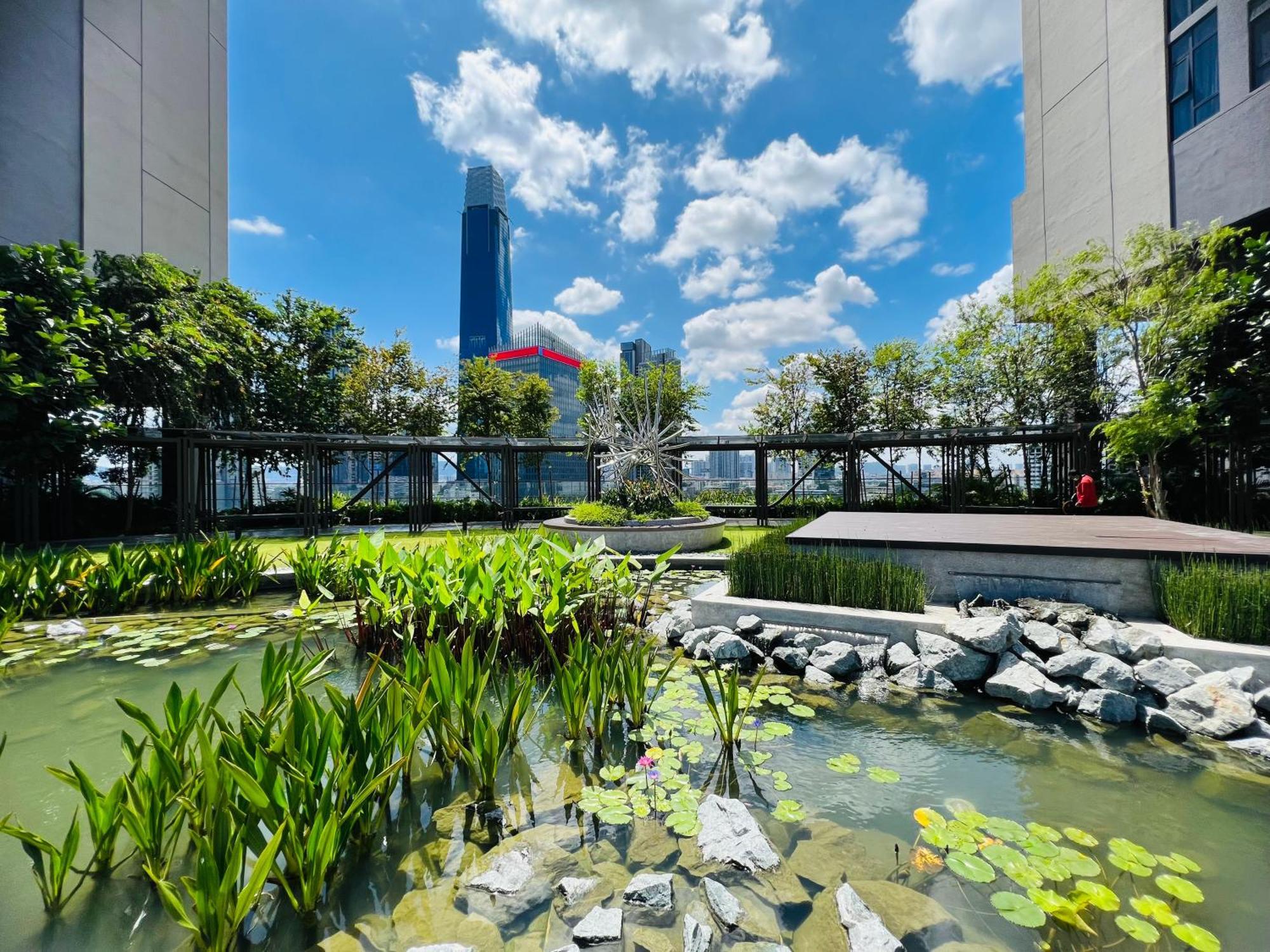 Luxury Suites At Axon Residence Kuala Lumpur Exterior photo